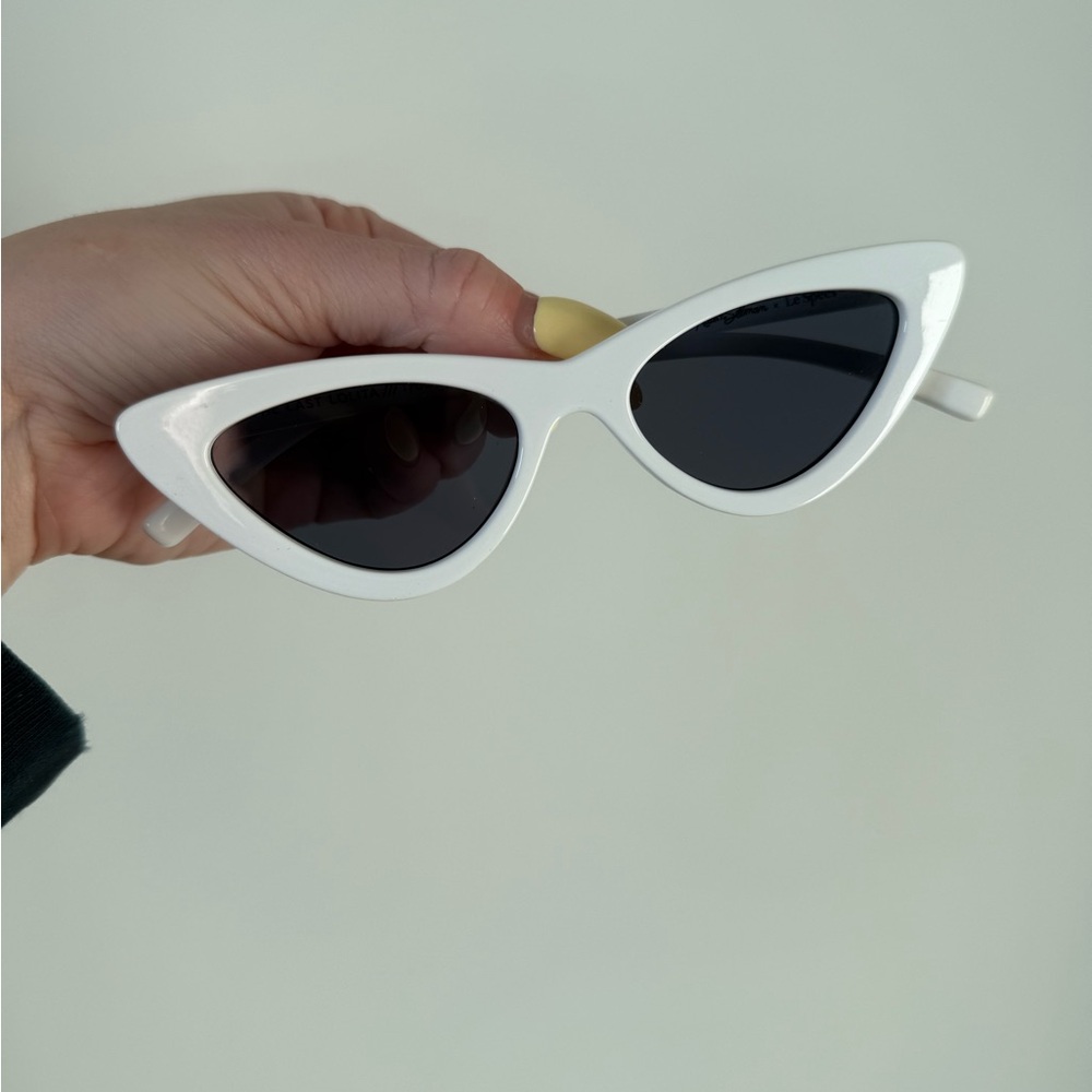 Adam Selman x Le Specs White Cat-eye Sunglasses